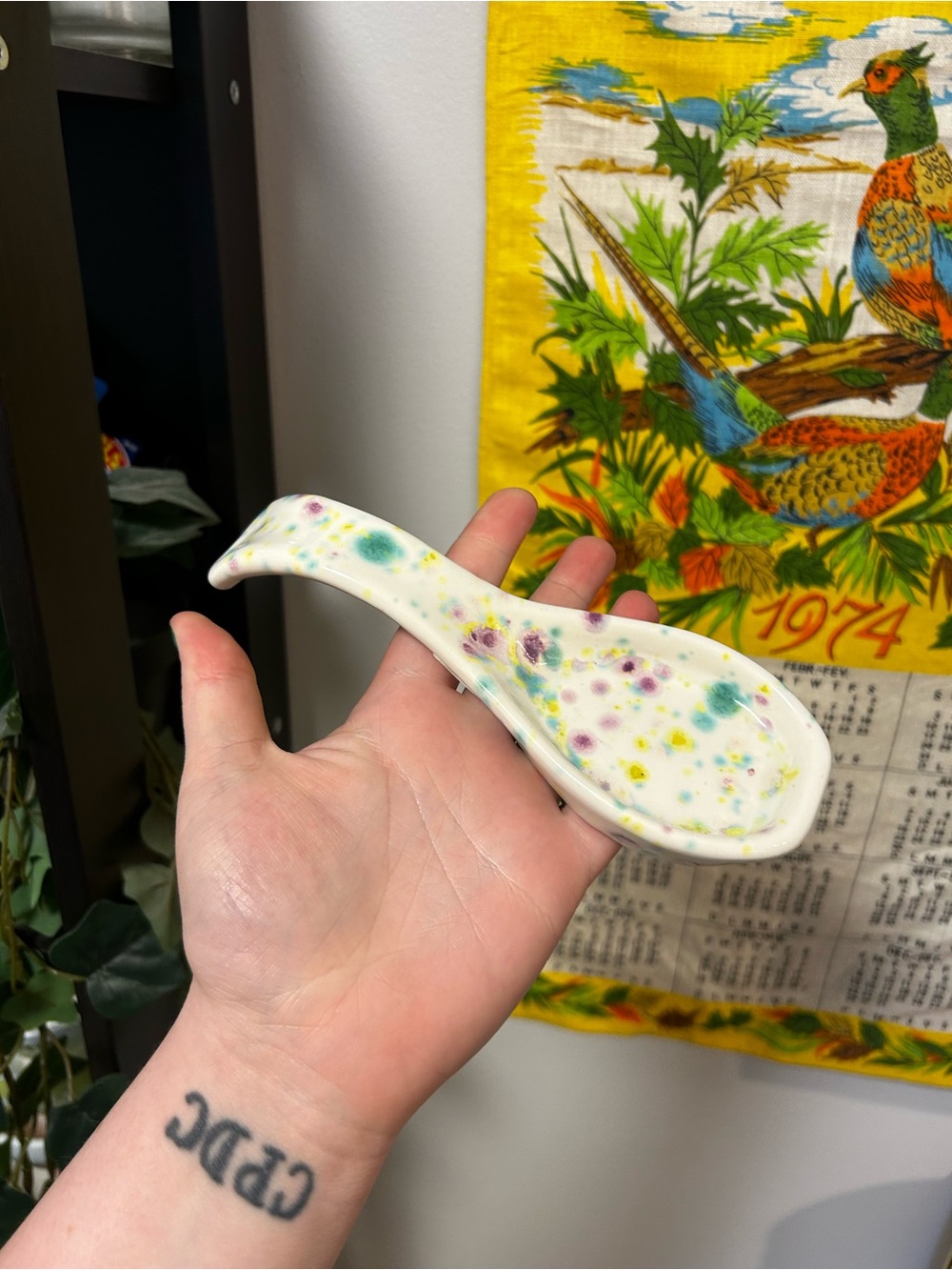 Vintage Hobbyist Ceramic Spoon Rest in White with Multicolor Speckle